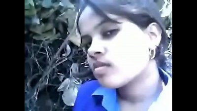 Indian jaw-dropping university damsel hard-sex her beau in outdoor