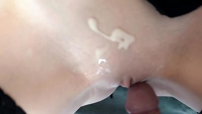 fitness platinum-blonde teen likes internal cumshot