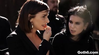 goth girl Marley Brinx plowed at the funeral
