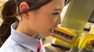 Honor student slim JK 18 years old.Sex without rubber with older beau on the way home from club activities. It feels too good and prays for cumshot. asian inexperienced 18yo porn.