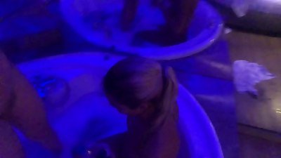 tub vag licking Live show In The Longue