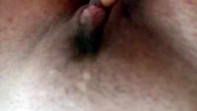 Urinei no meu namorado e ele ficou com tes&atilde;o