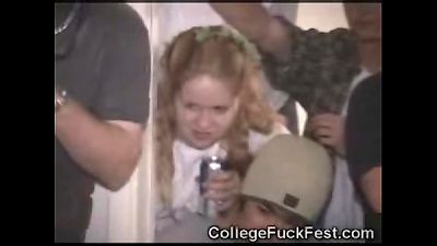 FESTA NA ESCOLA videos pornography amadores, caseiros (28) sexo ao vivo na faculdade