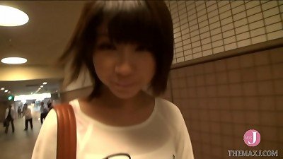 She licks the hard-on with a lovely little devilish face that provokes men, sits astride the cock, and moans and wriggles in a super-cute voice.