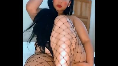 beautiful teacher drains in her apartment and pokes her lovely wet pussy.