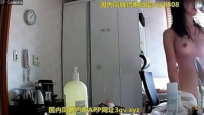é»‘å®¢ç ´è§£æ‘„åƒå¤´å¥¶å­æ•´å¾—å¾ˆæ¼‚äº®çš„ç¾Žçœ‰æ´—æ¾¡å‡ºæ¥æ½æŠ¤è‚¤å“