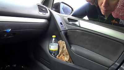 Turkish amateur milf Caught A Real voyeur demonstrating His huge prick To her