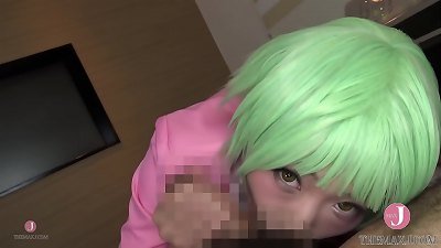 [HentaiCosplay] Green-haired nice cosgirl gives a huge suck job!