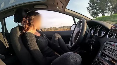 convince a stranger to rub my wet pussy while taking a walk