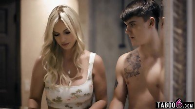 meaty titties new stepmom cougar Rachel Cavalli got cozy with her stepson