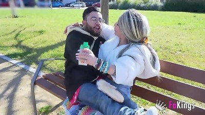 Vanessa Colombiana is the nana we all want. She takes care of you by sucking!