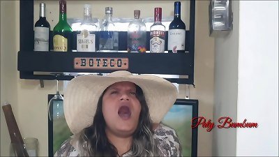 My wife has a serious problem!!!  Don't watch this heinous and dirty video.  Paty caboose - Brinquedo Ator - El Toro De Oro