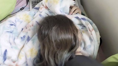 dame with a huge booty gets fucked by her pal