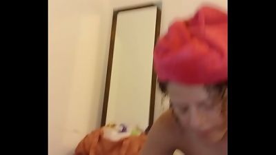 The nanny was taking a tub when she started deep throating me off