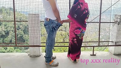 hardcore Bengali hot bhabhi epic outdoor lovemaking in pink saree with brainy thief! xxx Hindi web series sex Last gig 2022