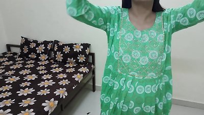 Desi bhabhi ne devar ko nehla diya chudai ke waqt Hindi HD video bang-out