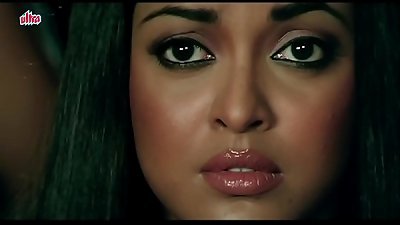Tanushree Dutta cheats her husband for Jimmy Shergill - Hindi vid sequence -