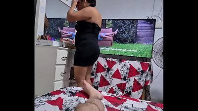 latin looking for a great future, tear up for money.