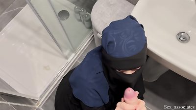 Quickie blowage from my Tunisian girlfriend