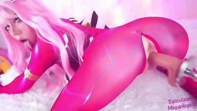 cosplay da Zero two se Masturbando Ahegao Porn&ocirc; Darling in the Franxx