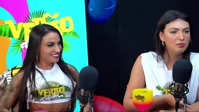 showing My arse - Summer California